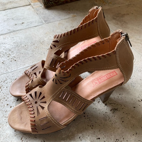 Pikolinos Leather Cut out Heeled Sandal - Picture 2 of 16